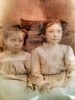 Orean (L) &amp; Carrie (R) Hines - abt 1908